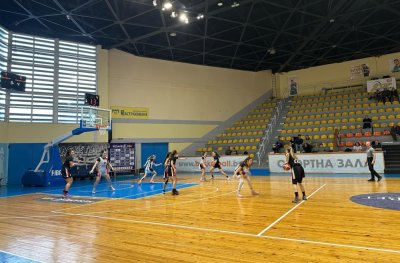 Локомотив Сф продължава с победите във втората тройка на женската А група