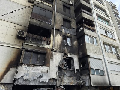 Battery of a hybrid car caused a fire in "Lozenets" residential district in Sofia