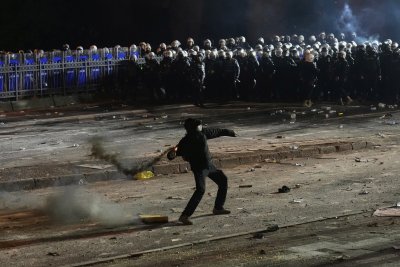 Затвор грози 74 души, участвали в протестите в Турция