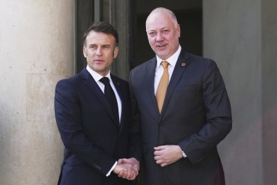 Какво предложи Желязков на лидерите от "Коалицията на желаещите" в Париж?