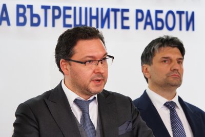 Даниел Митов за обвиненията към МВР: Замесените ръководни кадри са отстранени още преди месец