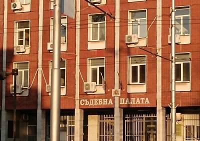Готвят първи протест в Плевен в памет на загиналата 12-годишна Сияна