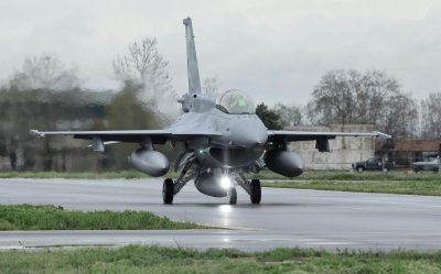 Bulgarian Air Force's first F-16 fighter jet arrived in Bulgaria, seven more aircraft expected by the end of the year (OVERVIEW)