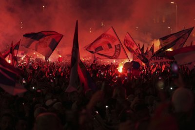 Протестите в Сърбия продължават - стигна се и до напрежение