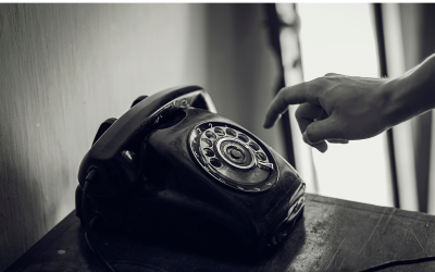 A 96-year-old woman in Plovdiv threw 13,000 BGN in cash from her balcony after falling victim to phone scam