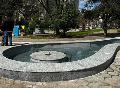 Вандали потрошиха новооткрит фонтан в Русе