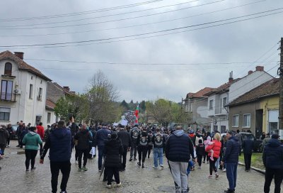 Протестът в памет на Сияна блокира пътя между Плевен и Луковит