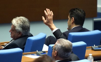 Депутатите приеха на първо четене 4 законопроекта за промени в Закона за пътищата