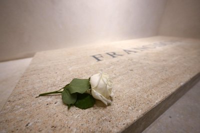 Гробът на папата: Базиликата "Санта Мария Маджоре" вече е отворена за вярващите