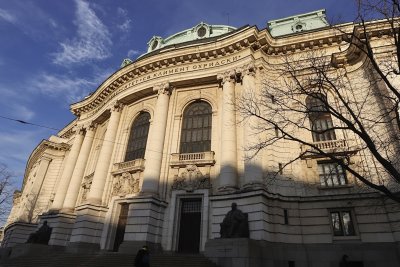 Увеличава се издръжката за обучение на студентите в 48 направления