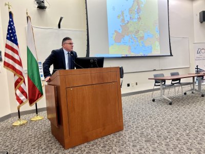 Посланикът на България във Вашингтон е подал оставка