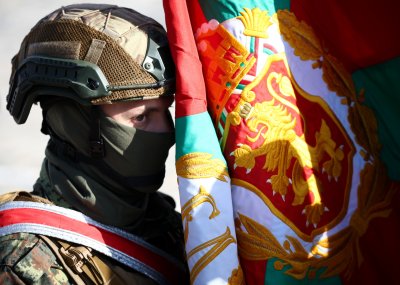 Кога ще бъде отстранен техническият проблем на F-16 и изтребителят ще лети?