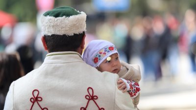 Спомен за героизма: Копривщица отбелязва 149 години от Априлската епопея (СНИМКИ)