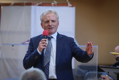 Българската федерация по борба обвини ЦСКА, че неправомерно ползва залите на комплекс "Диана"