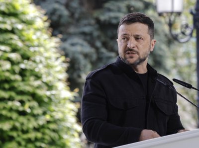 Зеленски след предложението на Путин: Киев е готов примирието с Москва да започне още утре