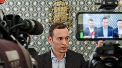 Кметът Васил Терзиев ще се срещне с протестиращите транспортни работници утре в 14:00 ч.