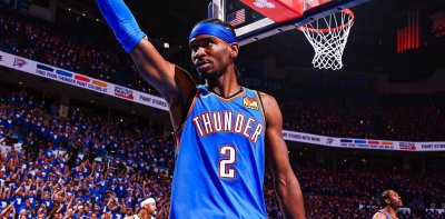 Лидерът на Оклахома завоюва приза за MVP на редовния сезон в НБА (ВИДЕО)