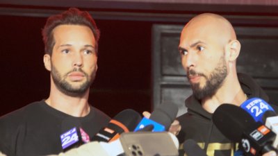 Един от братята Тейт напуска Румъния след победата на Никушор Дан