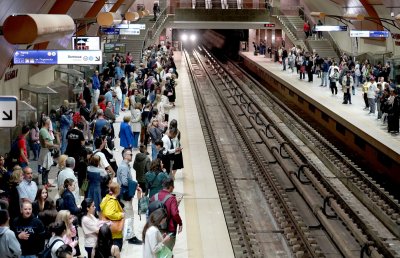 Протестът на наземния градски транспорт в София продължава в петък, метро ще има