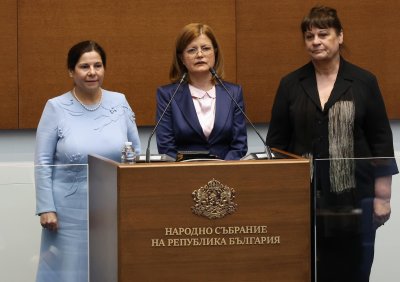Парламентът избра Маргарита Николова и Силвия Къдрева за заместник-председатели на Сметната палата