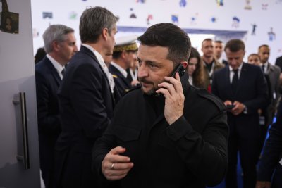 След разговорите на Тръмп за Украйна: Има ли разместване в позициите за мирните преговори?