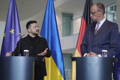 Германия и Украйна започват съвместно производство на далекобойни ракети