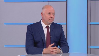 Премиерът Желязков в "По света и у нас": Държавата ще осигури плавно и сигурно преминаване към еврото