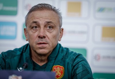 Трима футболисти отпаднаха от сметките на Илиан Илиев за контролите с Кипър и Гърция