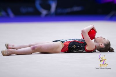 Втори златен медал за Стилияна Николова във финалите на отделните уреди в Талин
