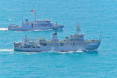Противоминната група в Черно море започна активни операции и учения (СНИМКИ)