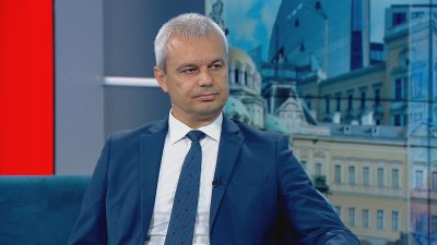 Костадинов: Рано е да коментираме дали ще се случи погребването на българската валута