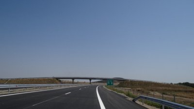 До петък ще продължи ремонта по магистрала "Тракия" край Бургас