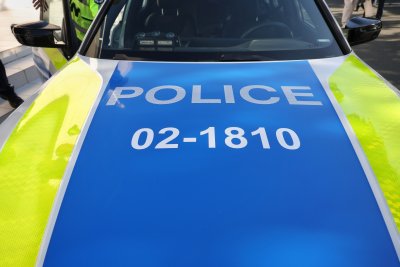 19-годишна удря дете в инвалидна количка с автомобила на гаджето си във Велинград, а после бяга