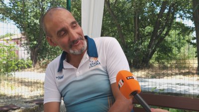 Случаят "Ягода": Как живее 54-годишен мъж, който е сред изведените от дома?