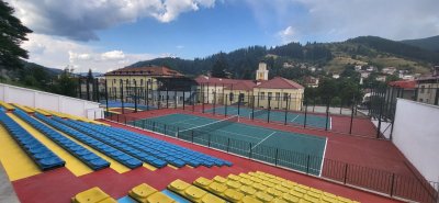 Община Чепеларе отвори тенис кортовете в обновения спортен комплекс