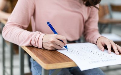 Седмокласниците се явяват на национално външно оценяване