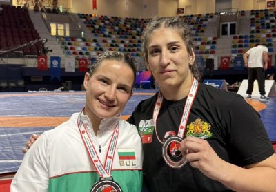 Биляна Дудова и Ванеса Георгиева със сребърни медали на "Яшар Догу"