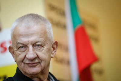 Крушарски обеща налагането на български футболисти в Локомотив Пловдив през сезон 2025/26