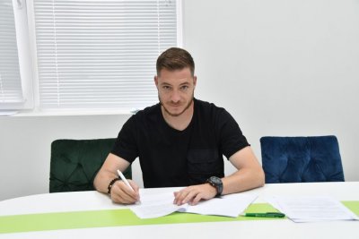 Спас Георгиев остава в Ботев Враца