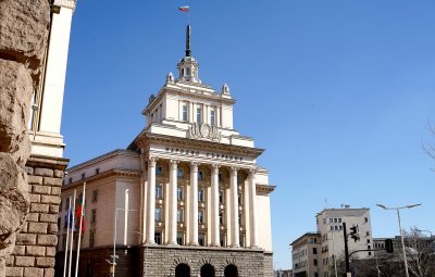 Преди третия вот на недоверие към кабинета "Желязков": Стабилно ли е управлението?