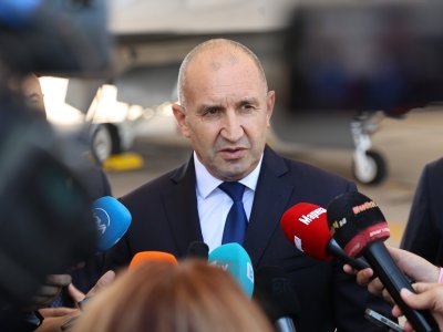 President Radev: To Unlock the Full Potential of the F-16 of the Bulgarian Air Force, Technical Support and Regular Flight Operations Are Essential