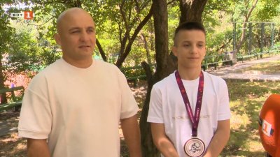 Секунда понякога е много. Как се печели медал на европейско първенство след обрат в края на времето