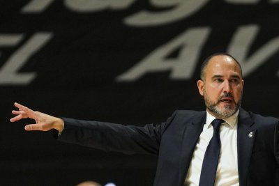 Баскетболният Реал Мадрид се разделя със старши треньора си