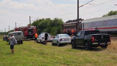 Locomotive of Passenger Train Catches Fire near Stara Zagora