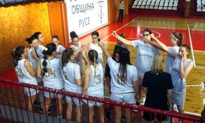 България допусна първа загуба на еврошампионата за девойки до 18 г.
