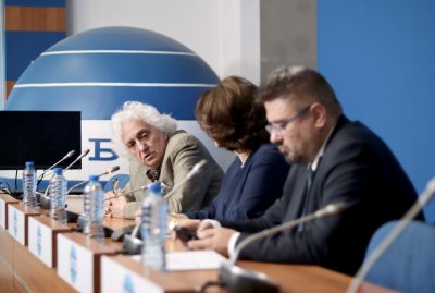 Violinist Svetlin Roussev and “The Foundation” Launch First Masterclasses at Apollonia 2025 - Focus on Young Talents