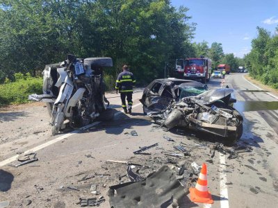 Four People in Hospital after a Serious Crash near Shumen (PHOTOS)