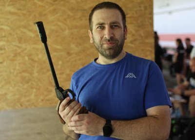 Злато и сребро за Самуил Донков на турнир по спортна стрелба в Будапеща