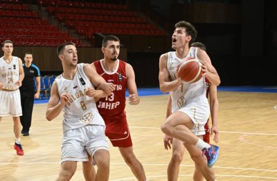 България срещу Черна гора за разпределение на 9-о до 16-о място на Евробаскет до 20 г.