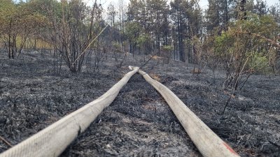 Набират се доброволци за гасенето на пожар в първомайското село Искра